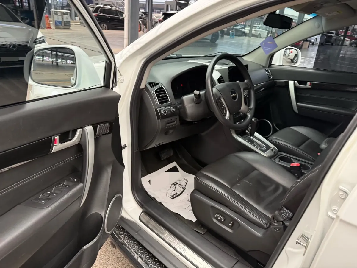 2015 Chevrolet Captiva 2.4L 167HP L4 6AT,autocango,china used car exporter,china ev exporter,chinese used car exporter,chinese used ev exporter