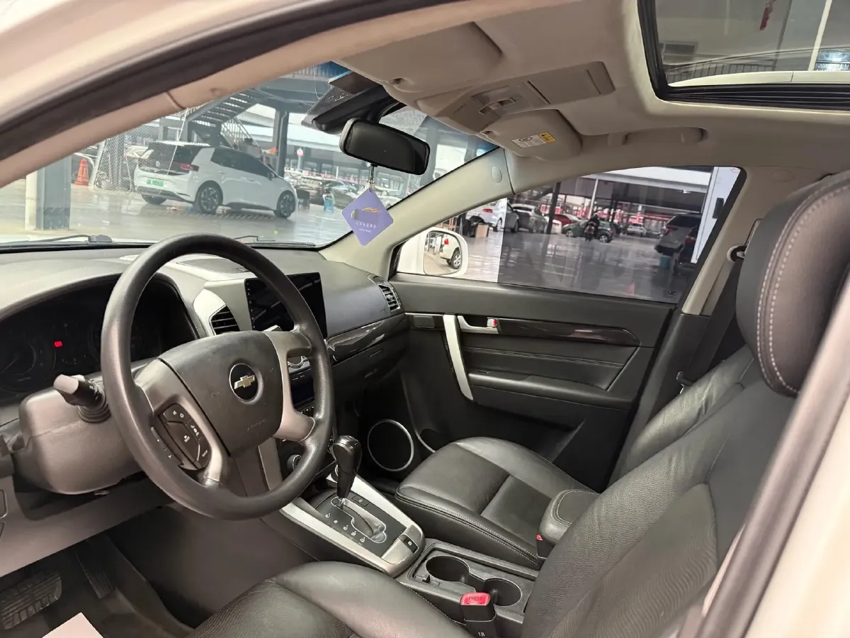 2015 Chevrolet Captiva 2.4L 167HP L4 6AT,autocango,china used car exporter,china ev exporter,chinese used car exporter,chinese used ev exporter