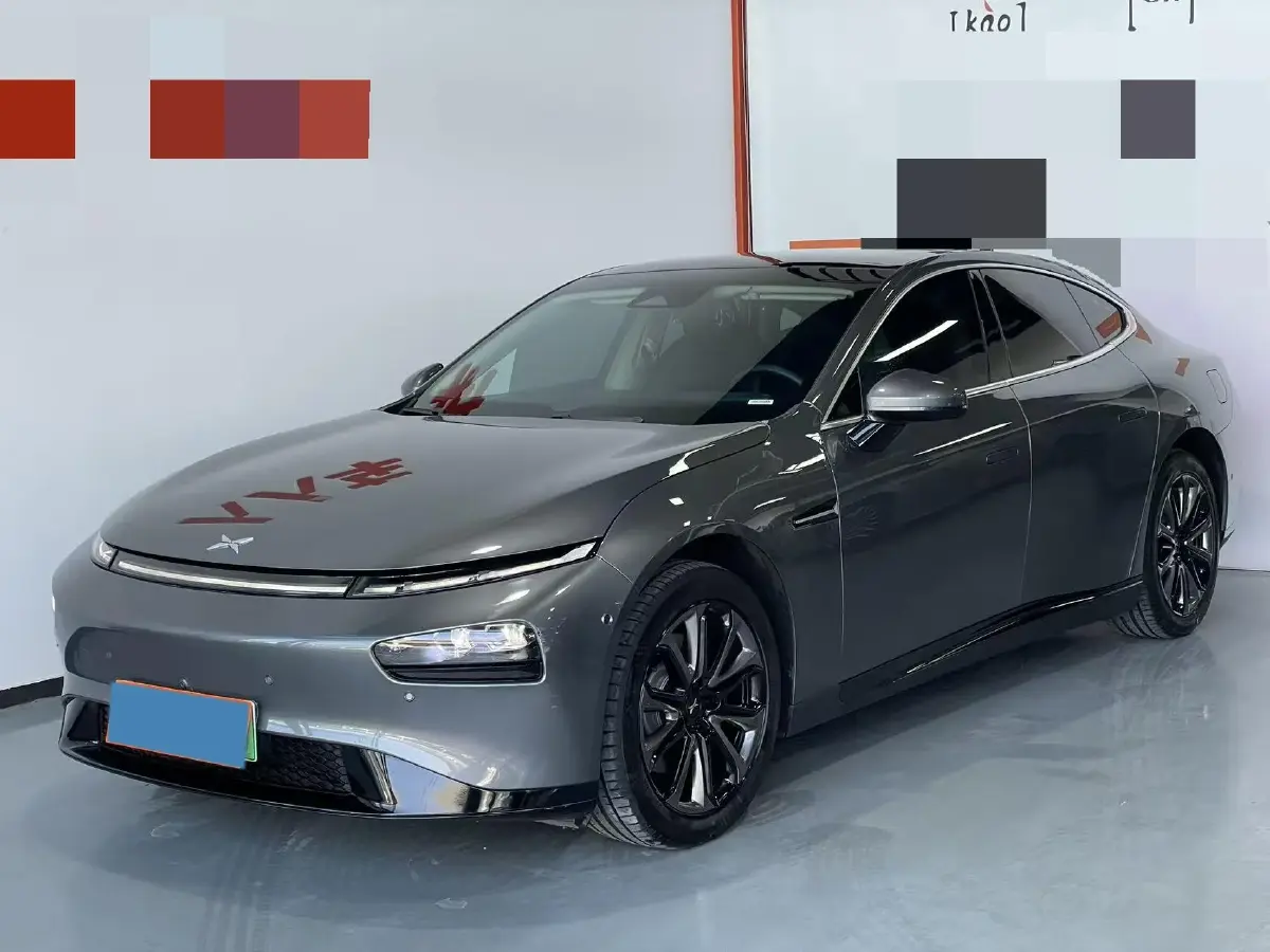 2020 DS 7 1.6T 215HP L4 8AT