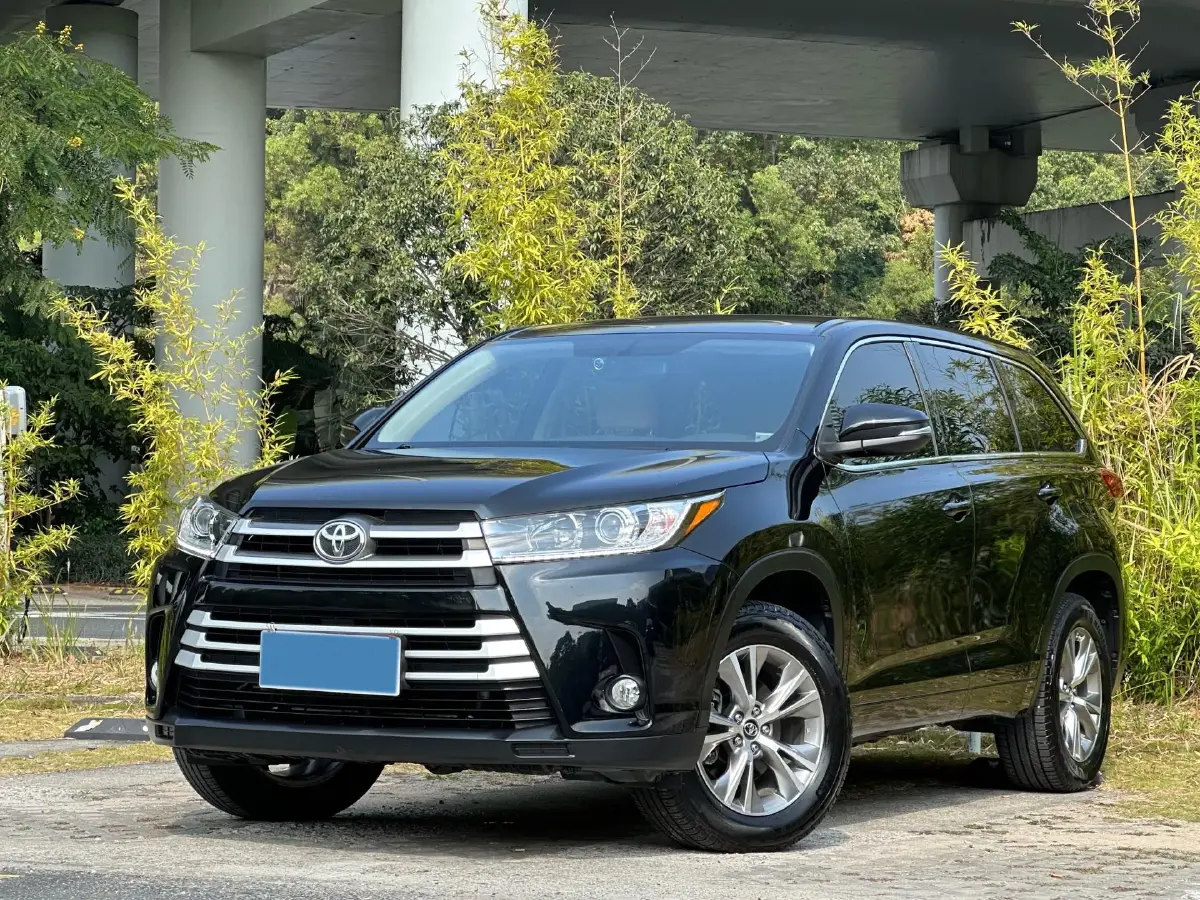 2021 Toyota Highlander 2.0T 220HP L4 6AT