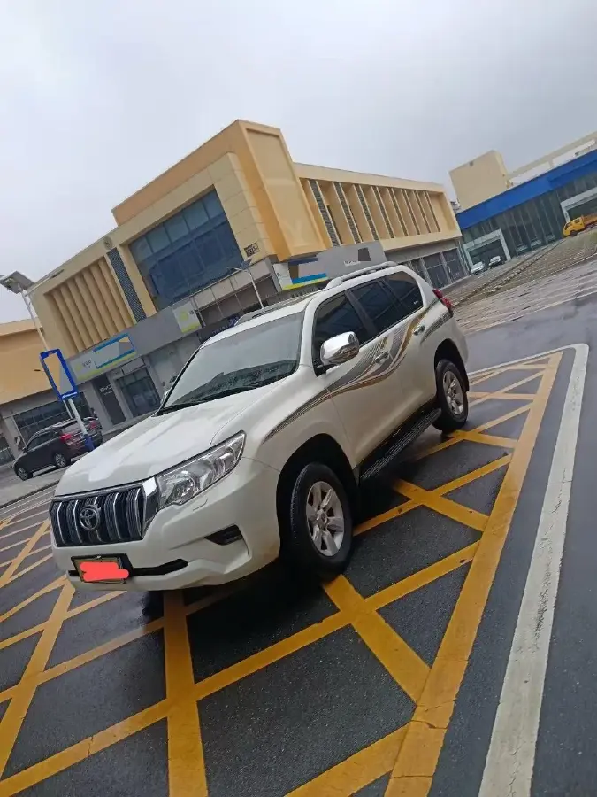 2019 Toyota Land Cruiser Prado 3.5L 280HP V6 6AT