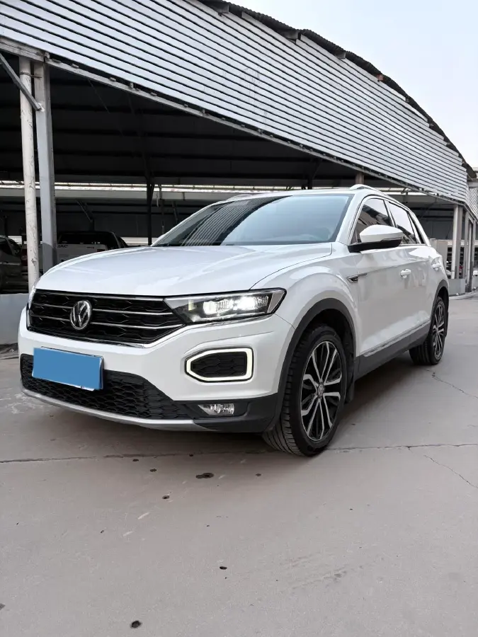 2020 Volkswagen T-Roc 1.4T 150HP L4 7DCT