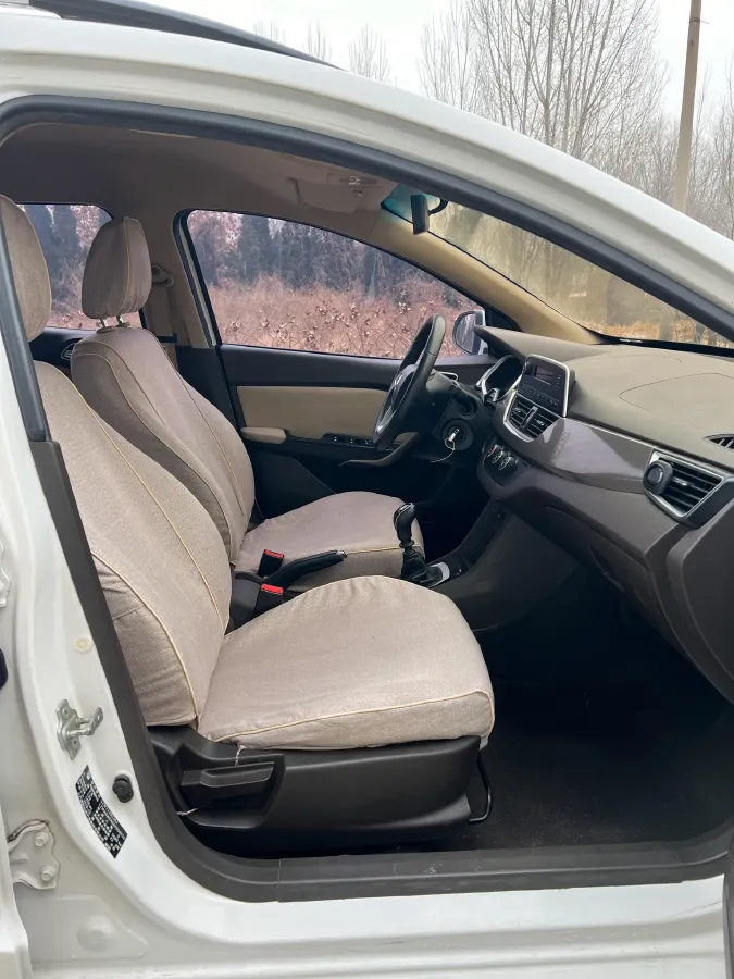 2019 Golden Dragon New Era Sea Lion 2.0L 102HP L4 5MT,autocango,china used car exporter,china ev exporter,chinese used car exporter,chinese used ev exporter