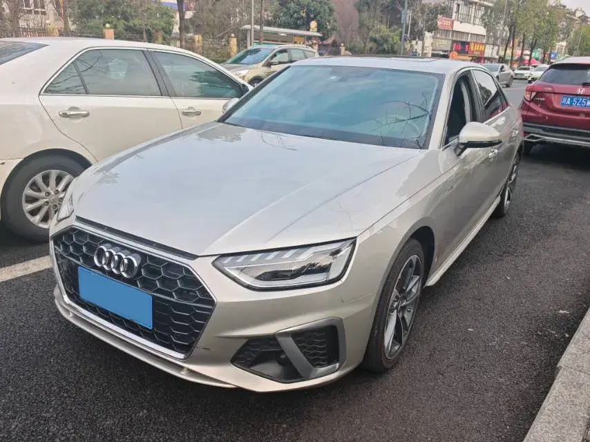 2020 Audi A4L 2.0T 190HP L4 7DCT