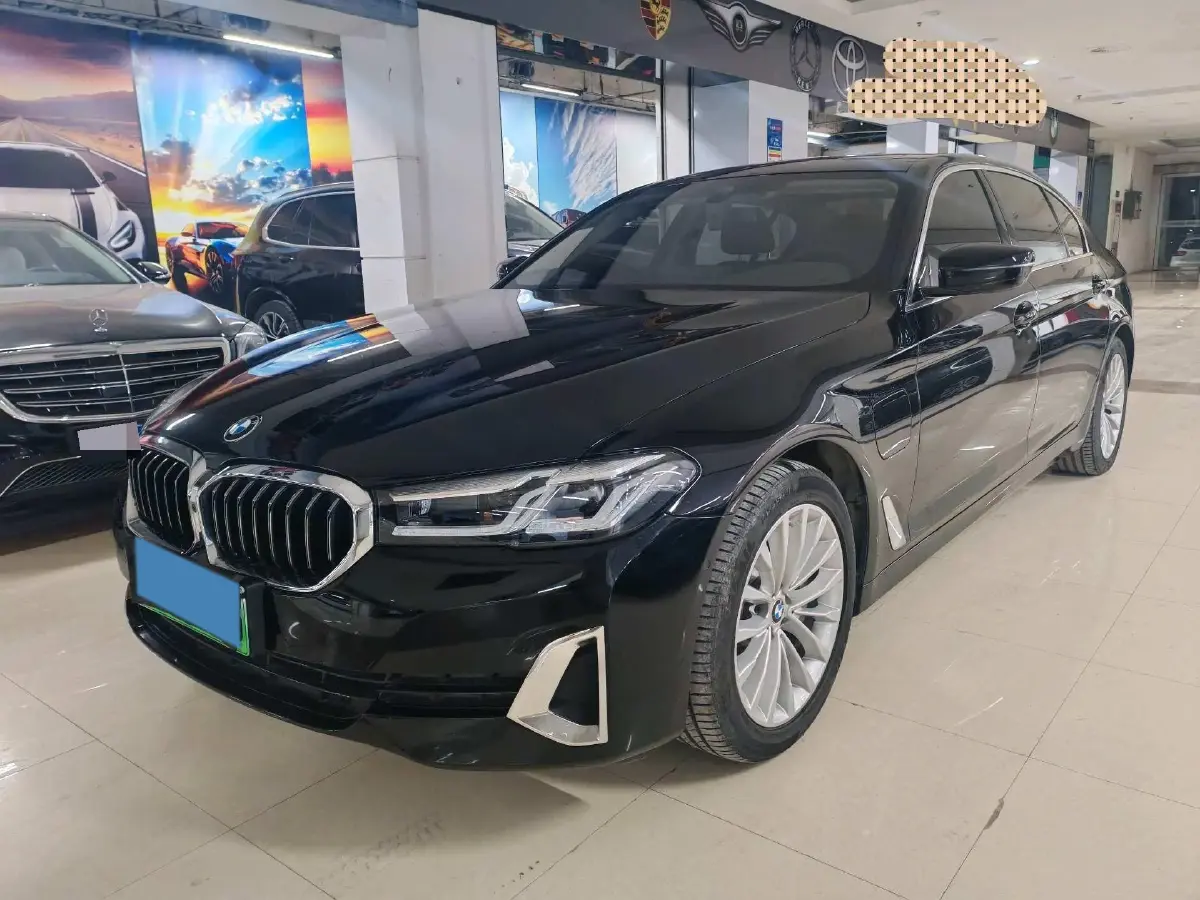 2021 BMW 5 Series 2.0T 184HP L4 8AT PHEV 17.7KWH