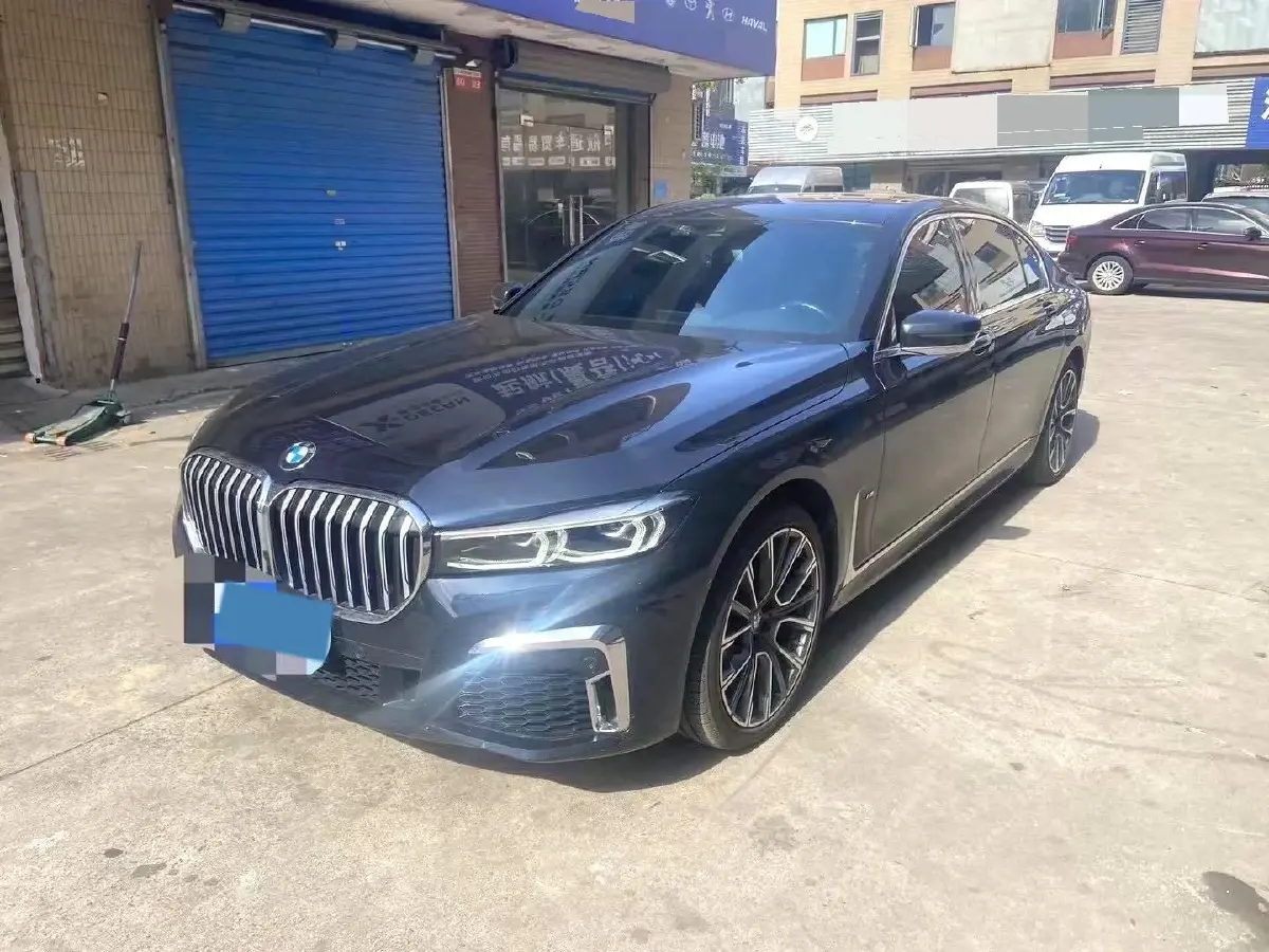 2019 BMW 7 Series 3.0T 340HP L6 8AT