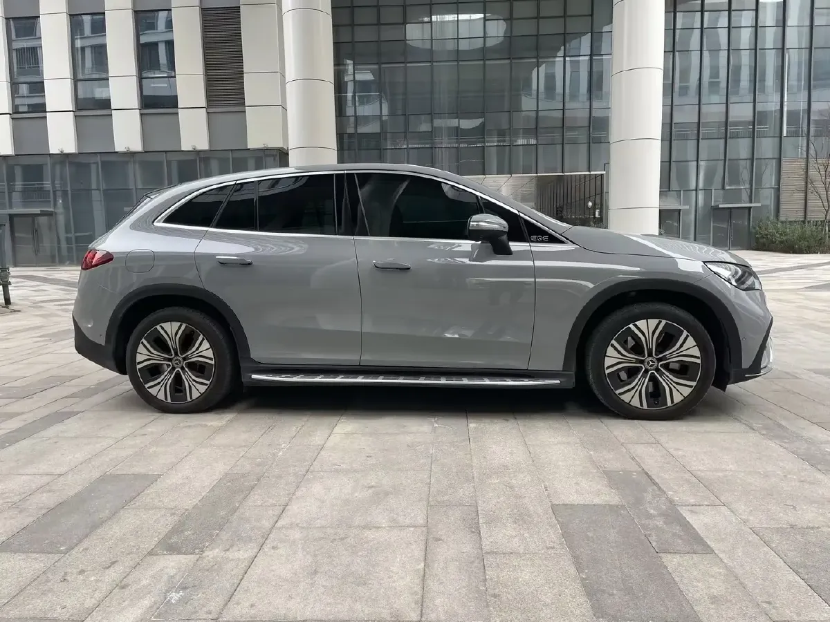 2023 Mercedes-Benz EQE SUV BEV 96.1KWH,autocango,china used car exporter,china ev exporter,chinese used car exporter,chinese used ev exporter