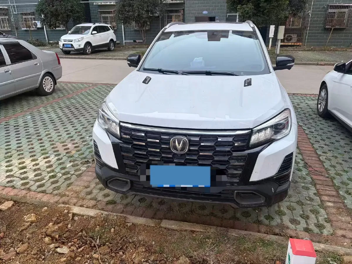2024 ChangAn CS75 1.5T 188HP L4 7DCT,autocango,china used car exporter,china ev exporter,chinese used car exporter,chinese used ev exporter