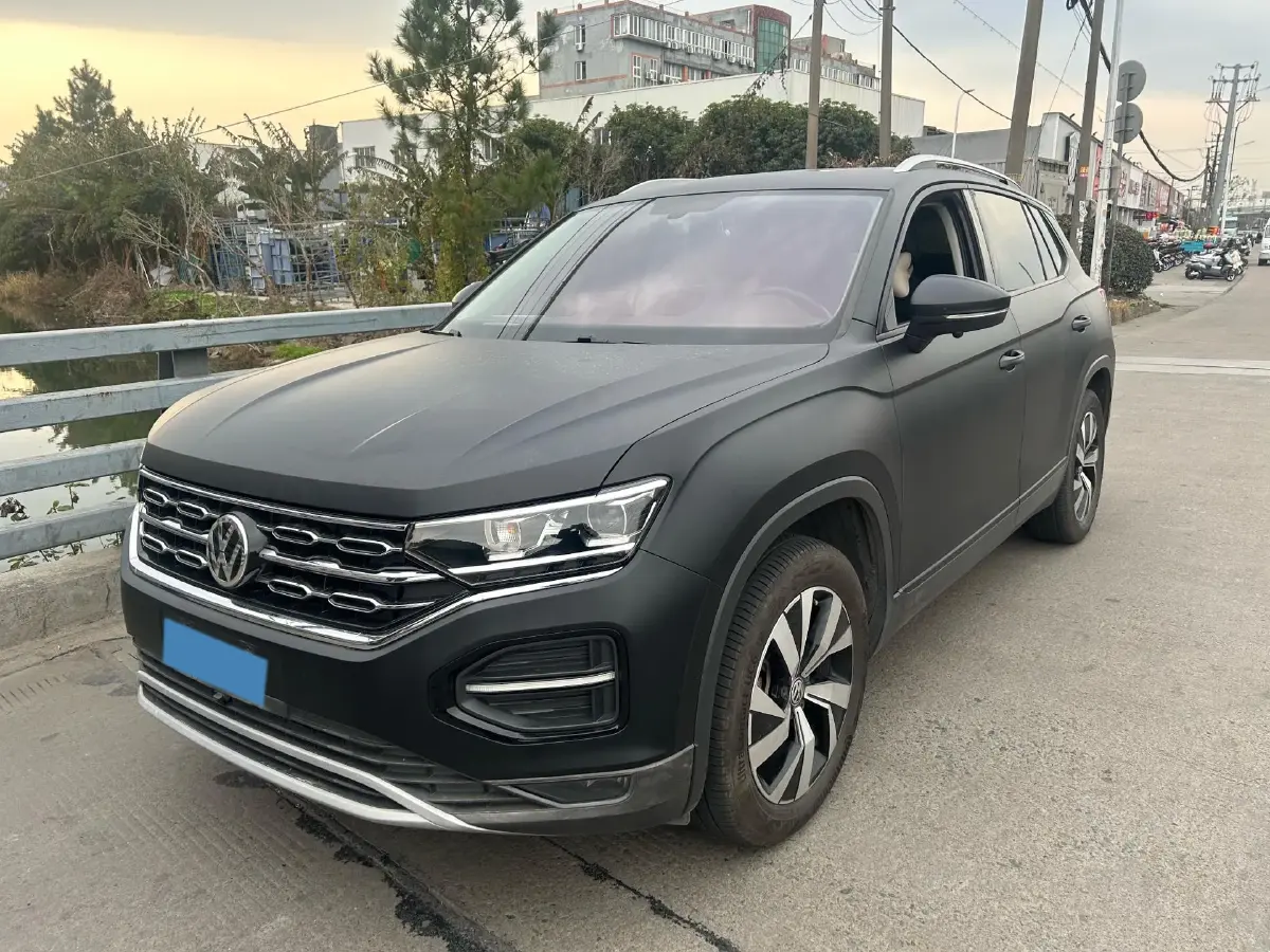 2019 Jeep Cherokee 2.0T 234HP L4 9AT