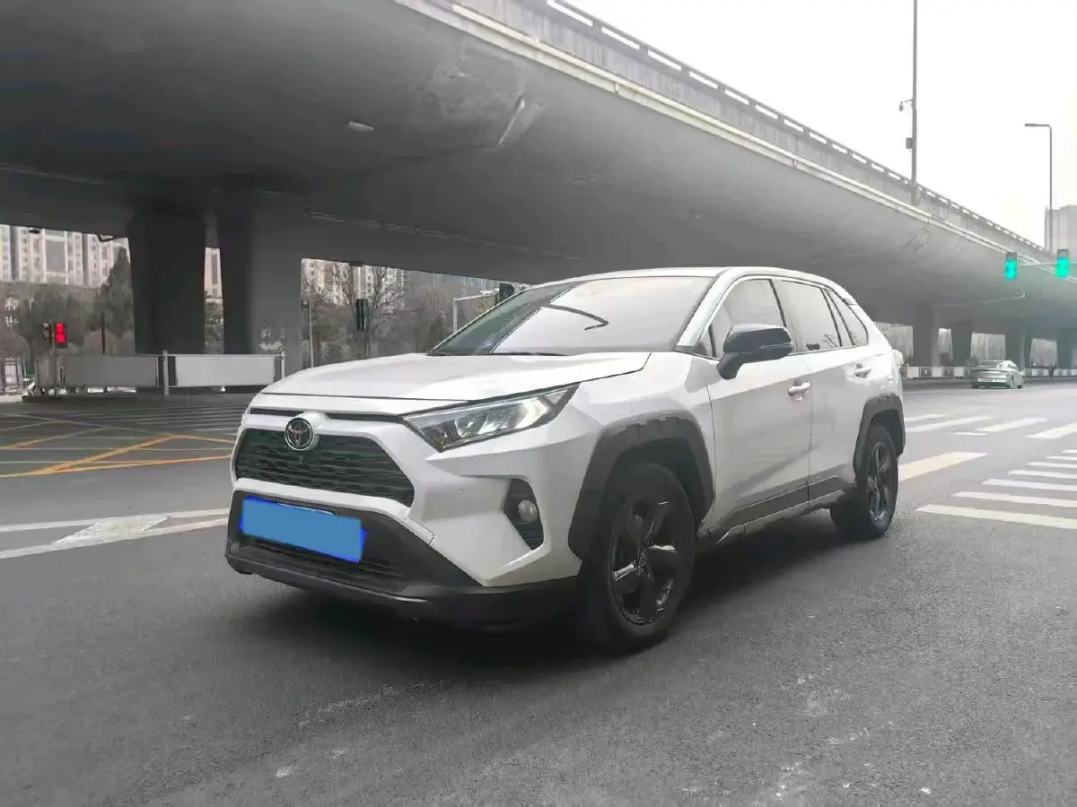 2022 Toyota RAV4 2.0L 171HP L4 CVT