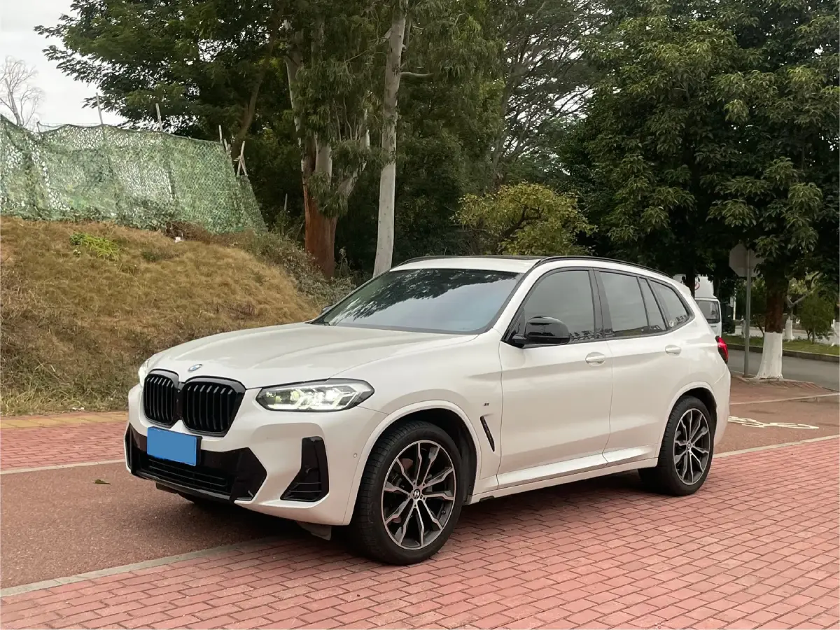 2022 BMW X3 2.0T 252HP L4 8AT