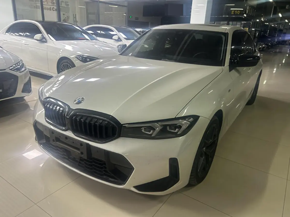 2025 BMW 3 Series 2.0T 245HP L4 8AT