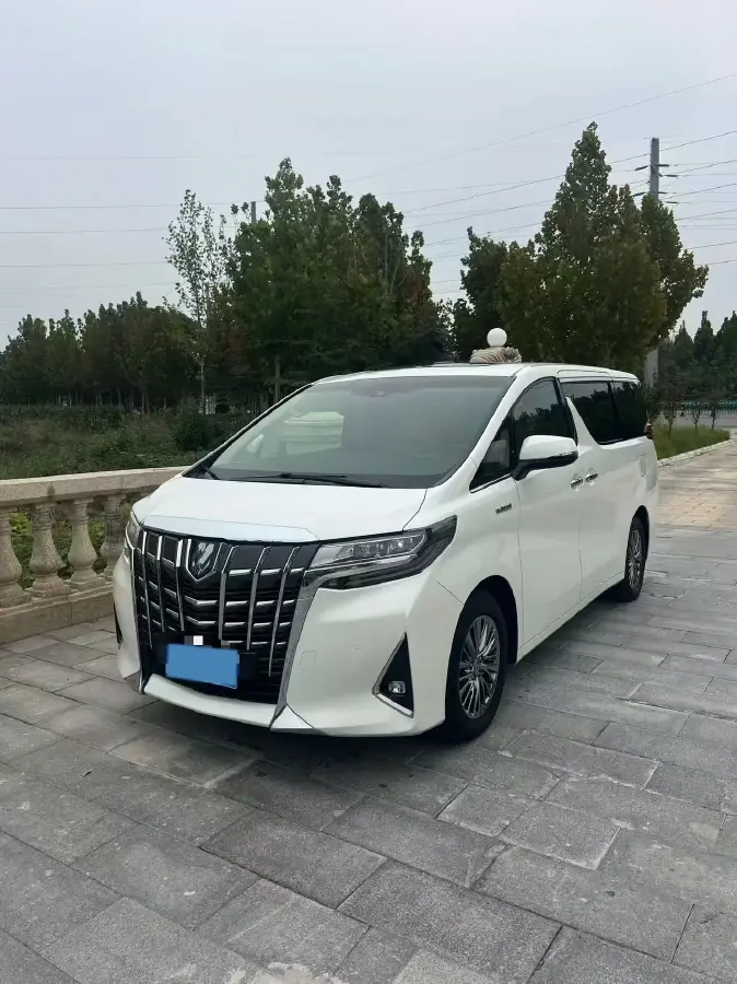 2021 Toyota Alphard 2.5L 117HP L4 E-CVT Hybrid