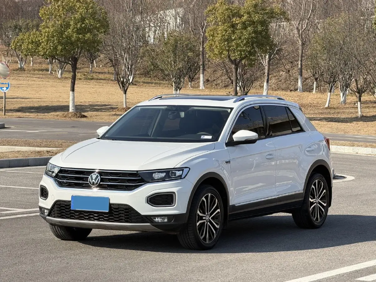 2020 Volkswagen T-Roc 1.4T 150HP L4 7DCT