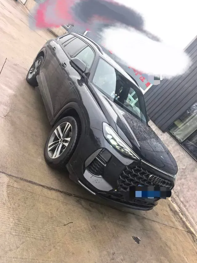 2024 Audi Q6 2.0T 265HP L4 7DCT,autocango,china used car exporter,china ev exporter,chinese used car exporter,chinese used ev exporter