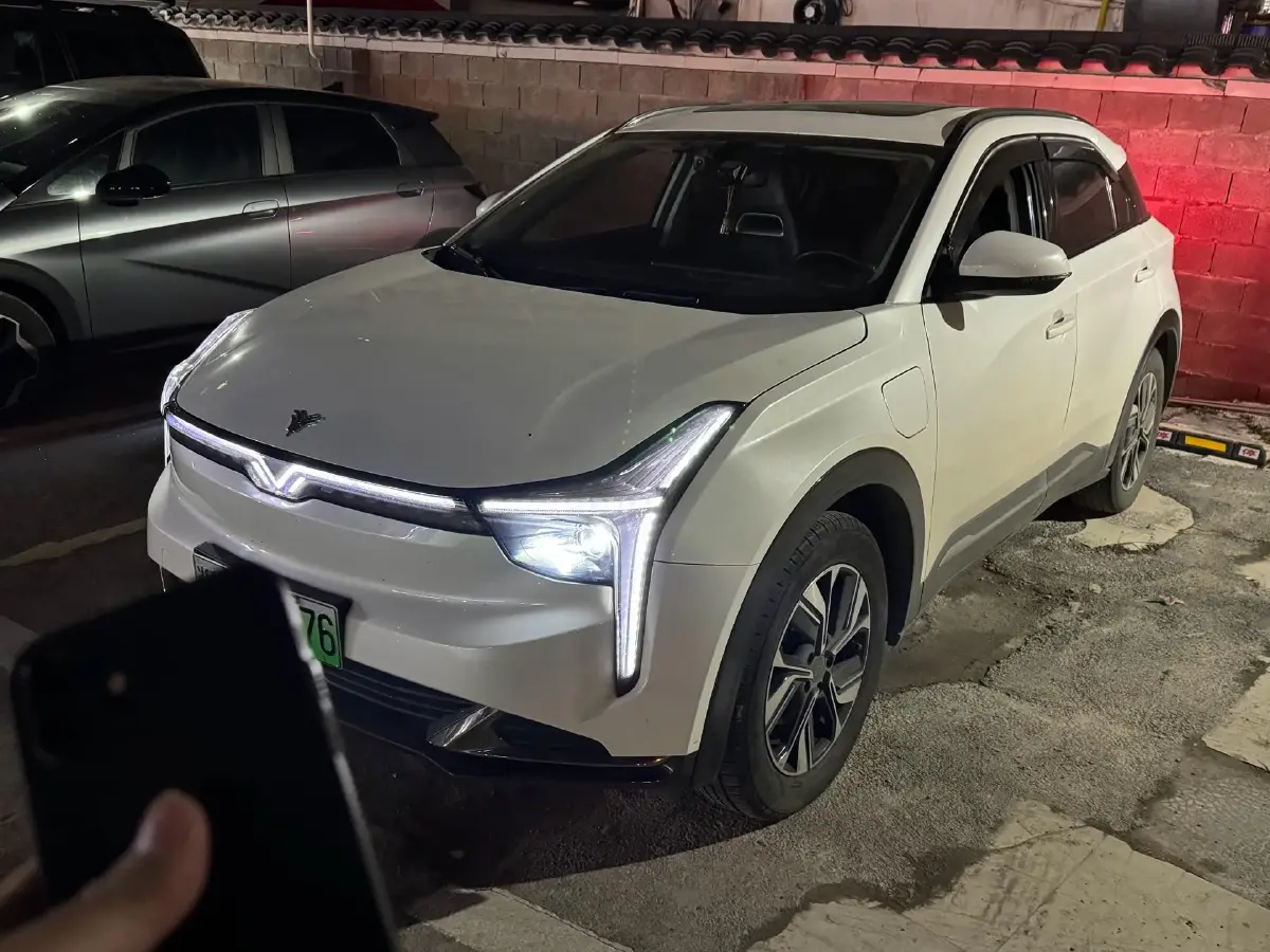 2022 GAC Trumpchi GS4 Plus 2.0T 252HP L4 6AT