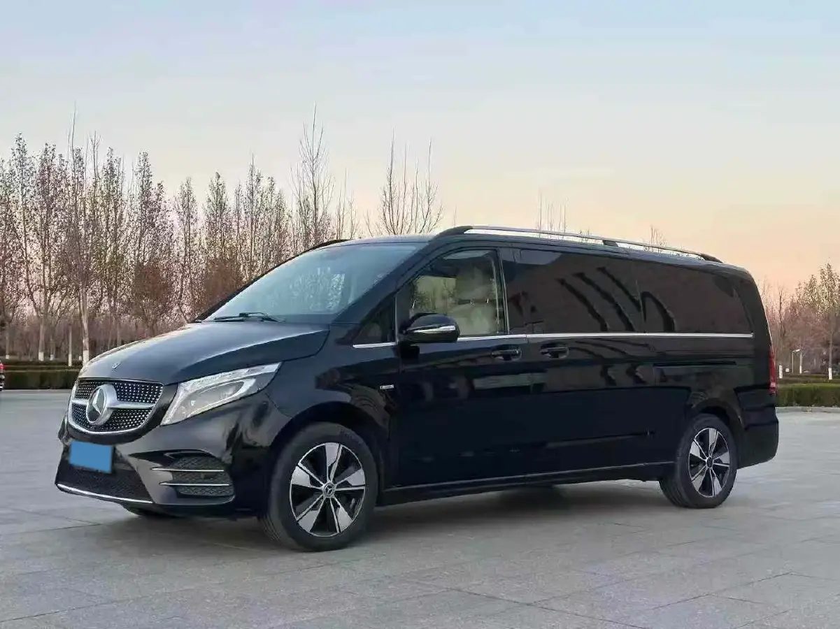 2021 Mercedes-Benz V Class 2.0T 211HP L4 9AT