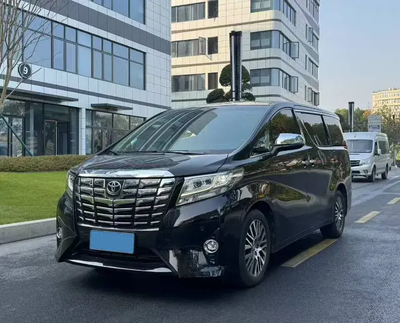 2018 Toyota Alphard 3.5L 275HP V6 6AT