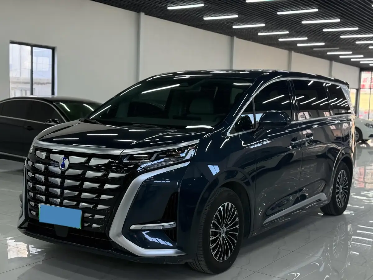 2022 HongQi HS7 3.0T 337HP V6 8AT