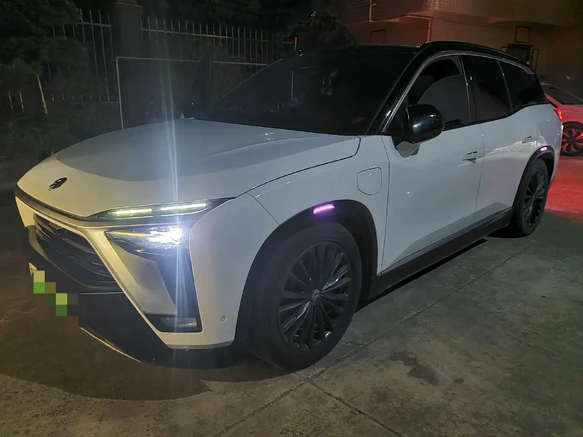 2022 NIO ES8 BEV 100KWH