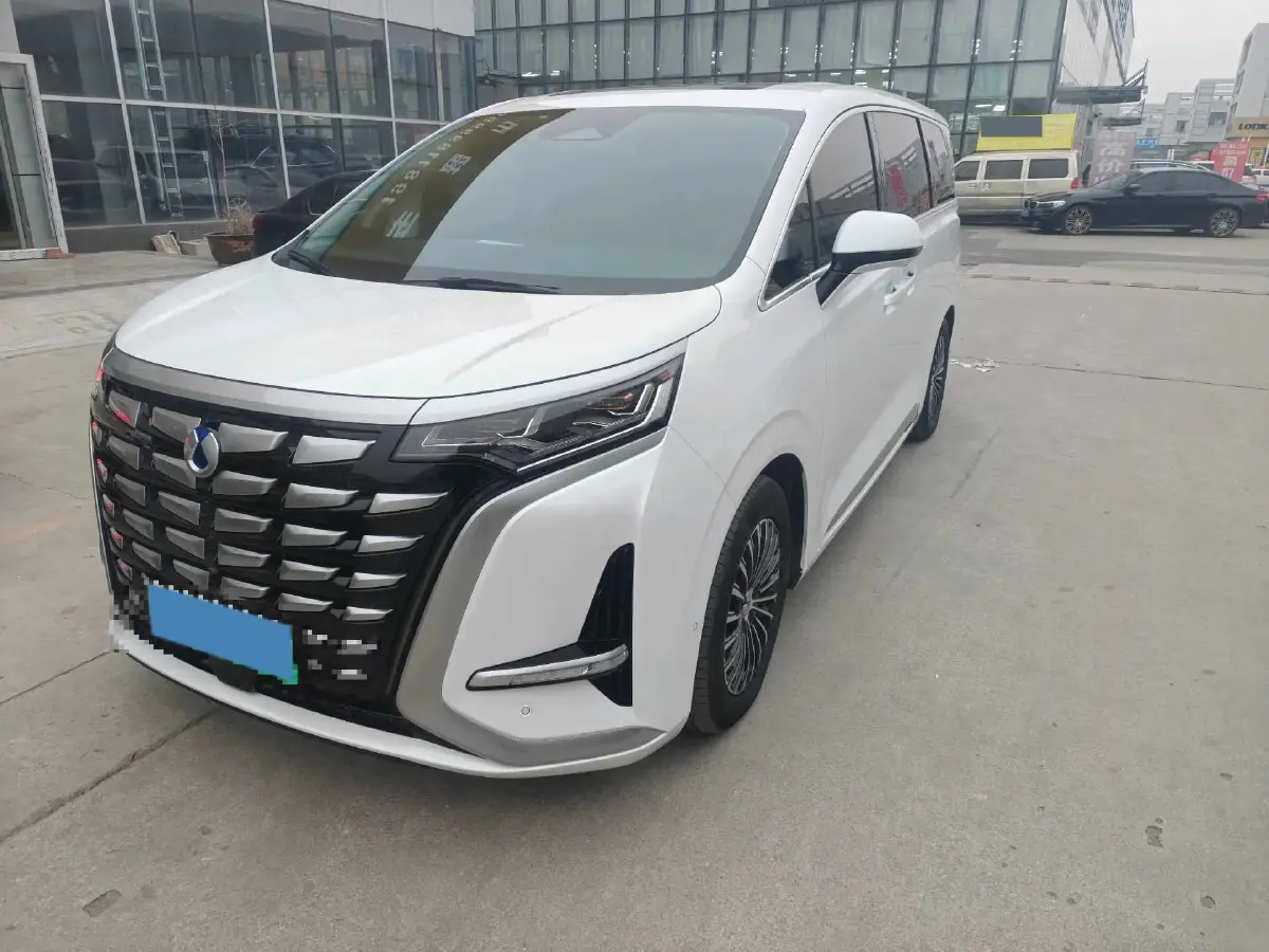 2024 Denza D9 1.5T 139HP L4 E-CVT PHEV 40KWH