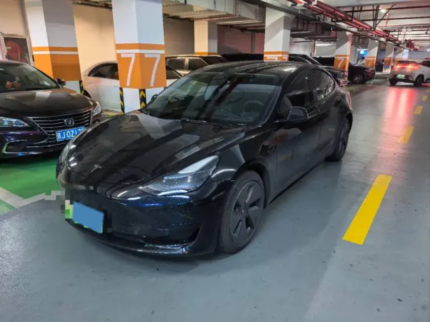 2022 Tesla Model 3 BEV 60KWH