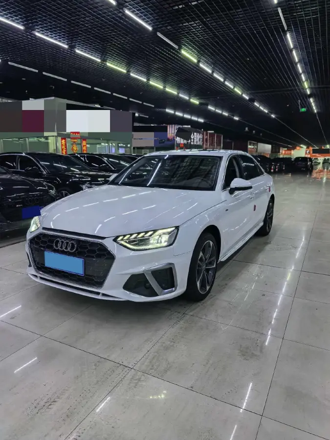 2024 Audi A4L 2.0T 190HP L4 7DCT