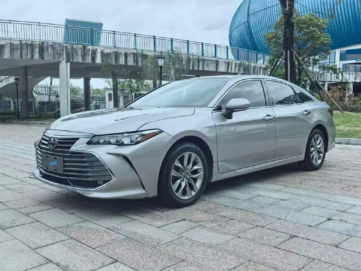 2019 Toyota Avalon 2.0L 178HP L4 CVT