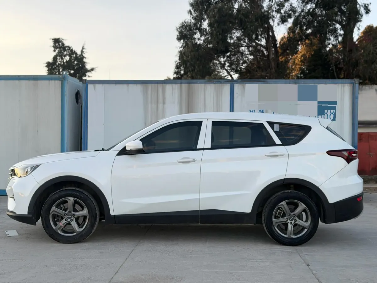 2021 SWM G05 2.0L 143HP L4 5MT,autocango,china used car exporter,china ev exporter,chinese used car exporter,chinese used ev exporter