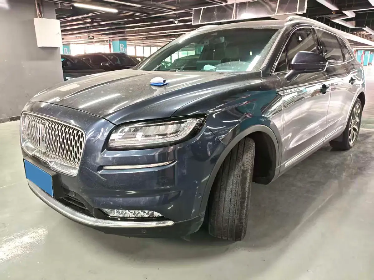 2021 Lincoln Nautilus 2.0T 245HP L4 8AT