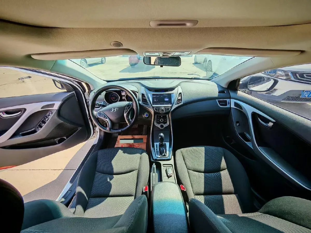2016 Hyundai Elantra 1.6L 128HP L4 6AT,autocango,china used car exporter,china ev exporter,chinese used car exporter,chinese used ev exporter