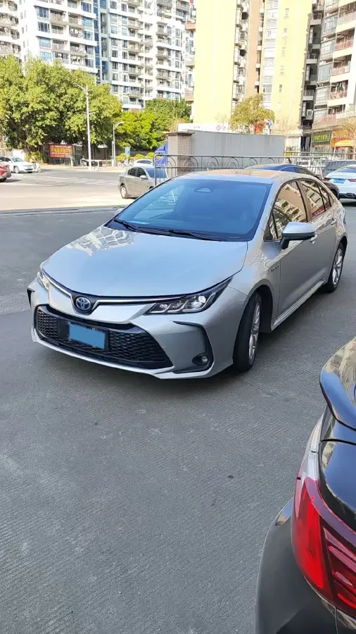 2023 Toyota Corolla 1.8L 98HP L4 E-CVT Hybrid