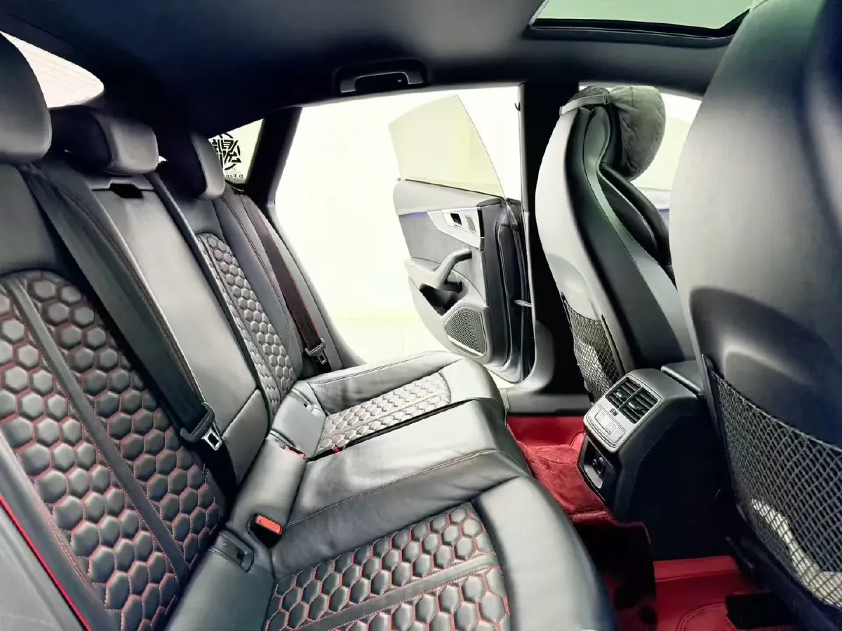 2023 Audi RS 5 2.9T 450HP V6 8AT,autocango,china used car exporter,china ev exporter,chinese used car exporter,chinese used ev exporter