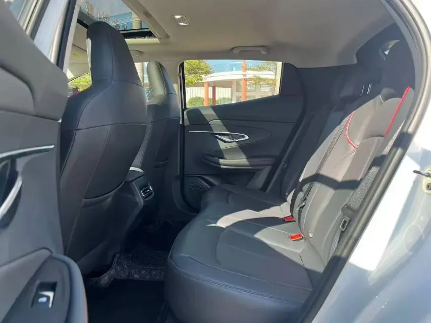 2020 ChangAn UNI-T 1.5T 180HP L4 7DCT,autocango,china used car exporter,china ev exporter,chinese used car exporter,chinese used ev exporter