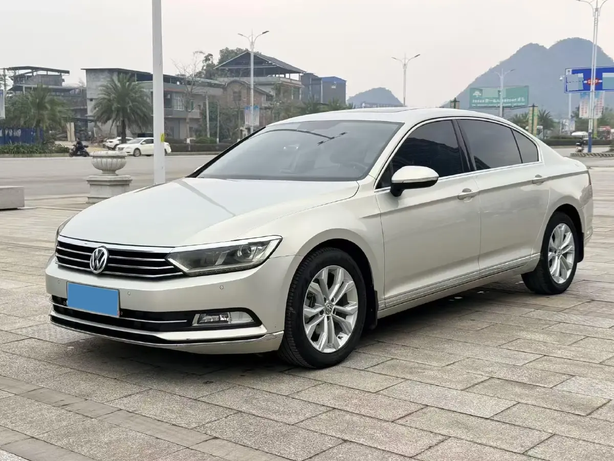 2018 Volkswagen Magotan 1.8T 180HP L4 7DCT