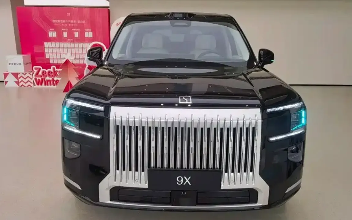 2025 Zeekr 9X 2.0T 279HP L4 1DHT PHEV,autocango,china used car exporter,china ev exporter,chinese used car exporter,chinese used ev exporter