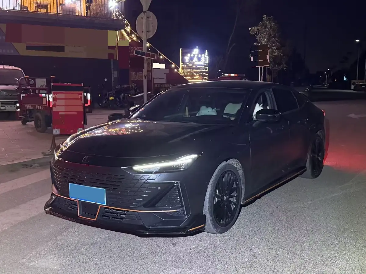 2023 ChangAn UNI-V 1.5T 188HP L4 7DCT