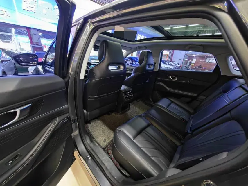 2023 ChangAn UNI-K iDD 1.5T 170HP L4 6TCT PHEV 28.39KWH,autocango,china used car exporter,china ev exporter,chinese used car exporter,chinese used ev exporter