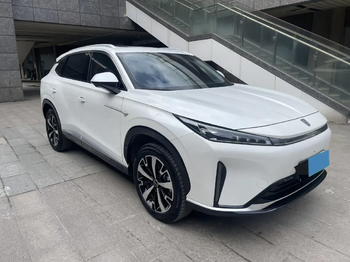 2024 Roewe D5X DMH 1.5T 150HP L4 2DHT PHEV 21.4KWH,autocango,china used car exporter,china ev exporter,chinese used car exporter,chinese used ev exporter