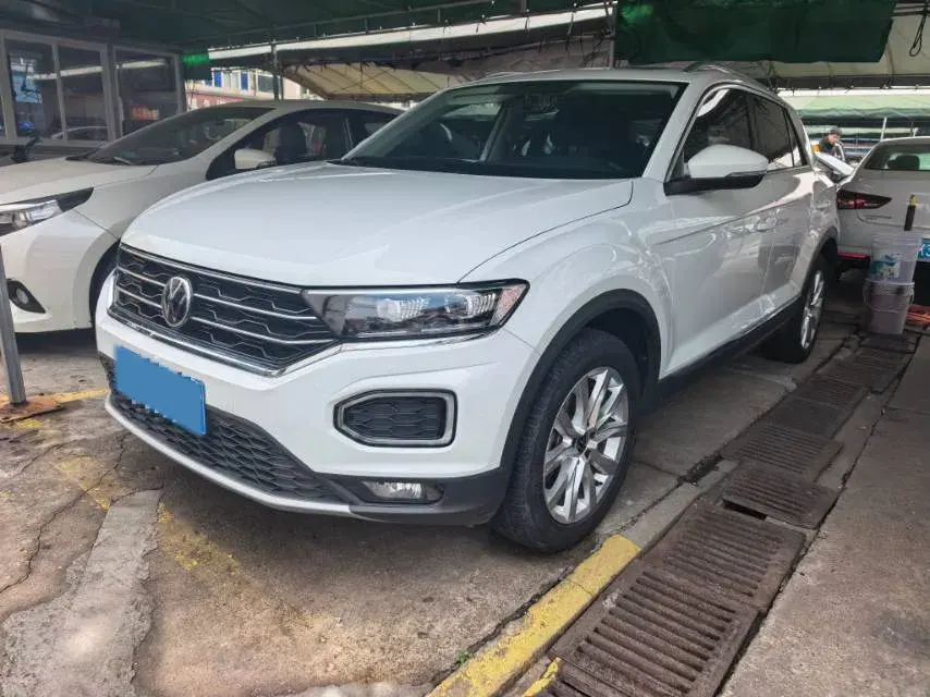 2022 Volkswagen T-Roc 1.4T 150HP L4 7DCT