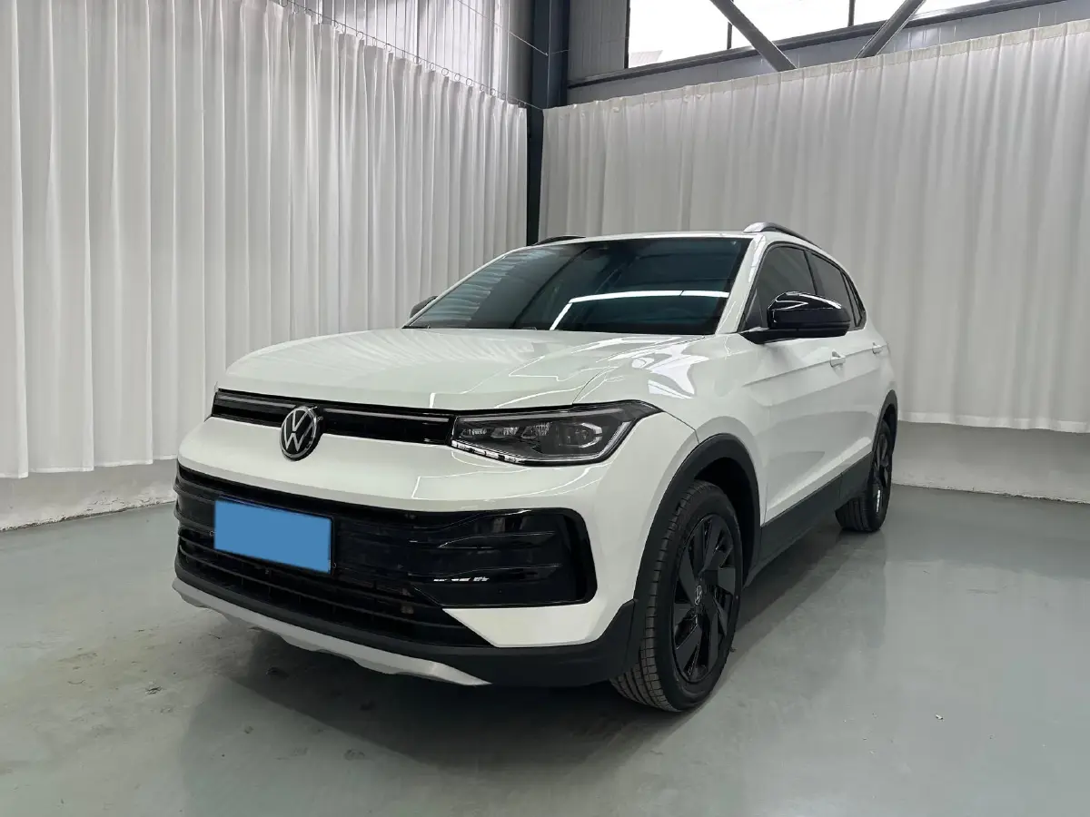 2025 Volkswagen Tharu 1.5L 110HP L4 6AT