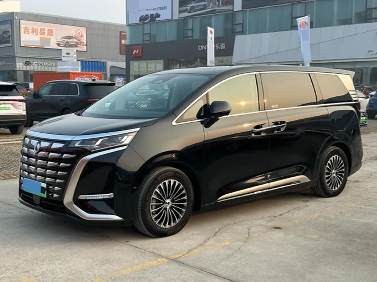 2024 Denza D9 1.5T 139HP L4 E-CVT PHEV 40KWH