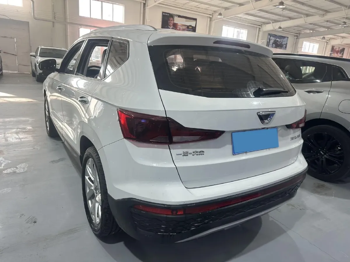 2023 Jetta VS5 1.4T 150HP L4 5MT,autocango,china used car exporter,china ev exporter,chinese used car exporter,chinese used ev exporter