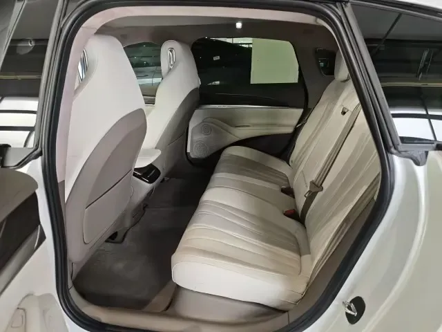 2022 IM L7 BEV 90KWH,autocango,china used car exporter,china ev exporter,chinese used car exporter,chinese used ev exporter