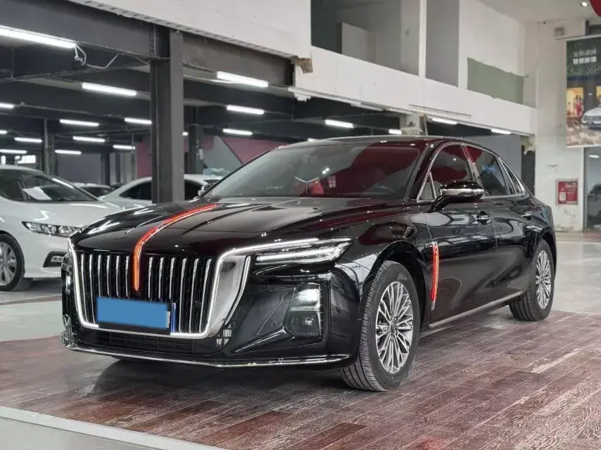 2024 HongQi H5 2.0T 224HP L4 8AT