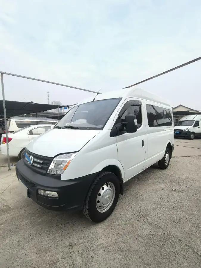 2020 MAXUS XinTu V80 2.5T 136HP L4 6MT