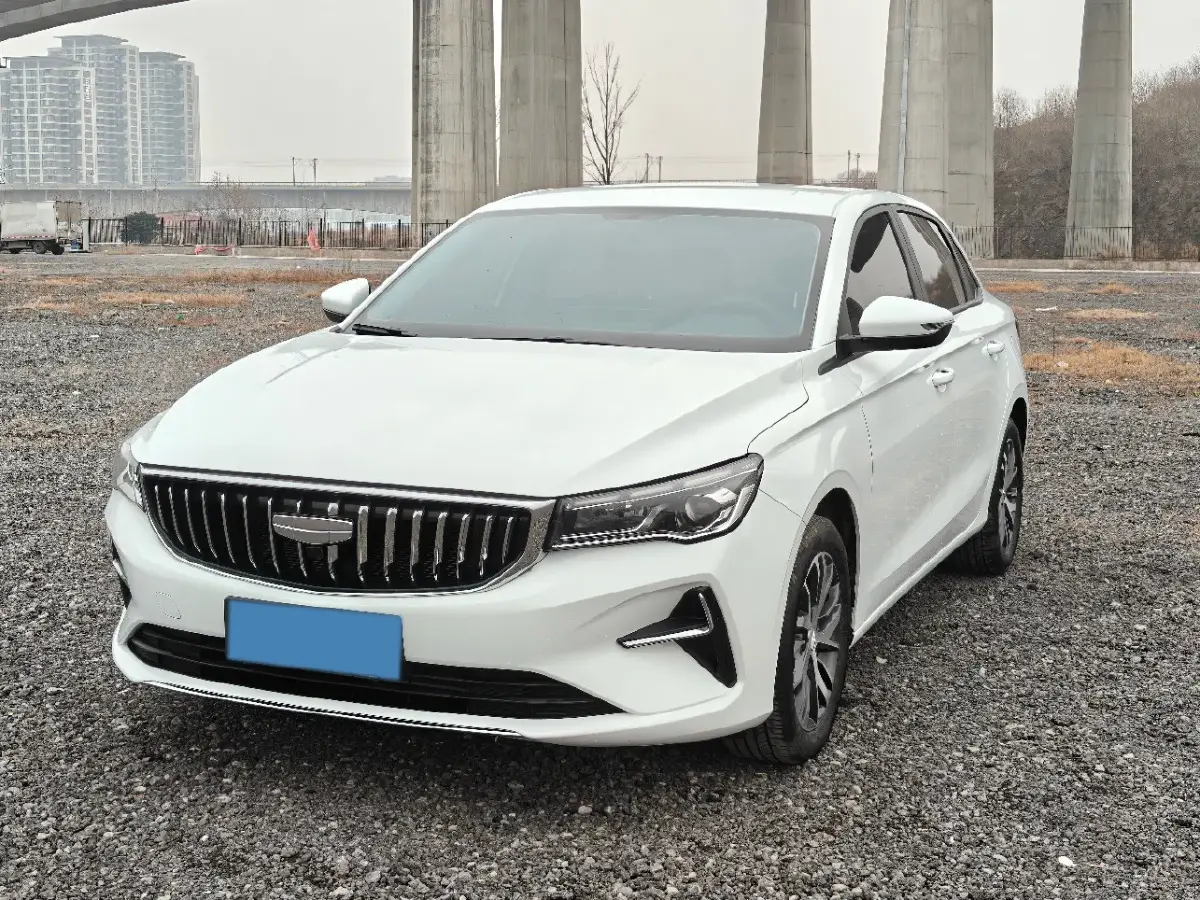 2025 Geely Emgrand 1.5L 127HP L4 5MT