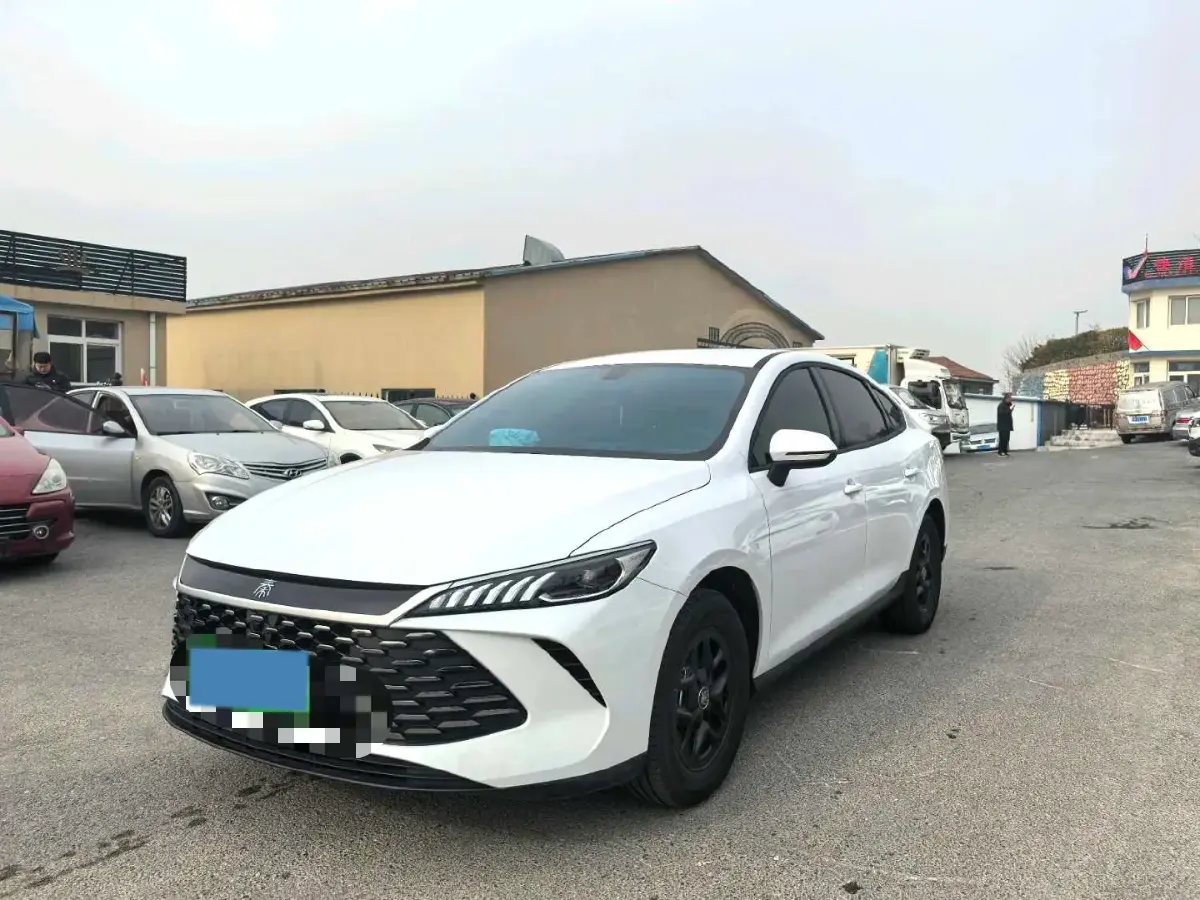 2025 BYD Qin Plus 1.5L 101HP L4 E-CVT PHEV 7.68KWH