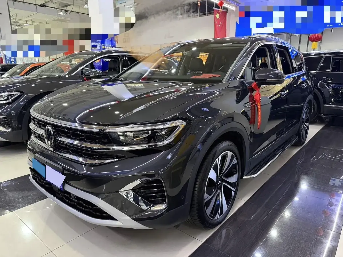 2024 Volkswagen Talagon 2.0T 220HP L4 7DCT