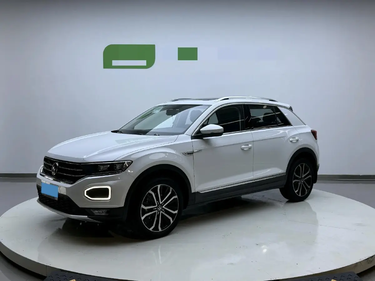 2021 Volkswagen T-Roc 1.4T 150HP L4 7DCT